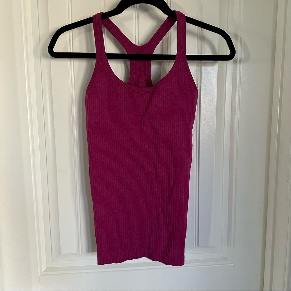 Lululemon tank